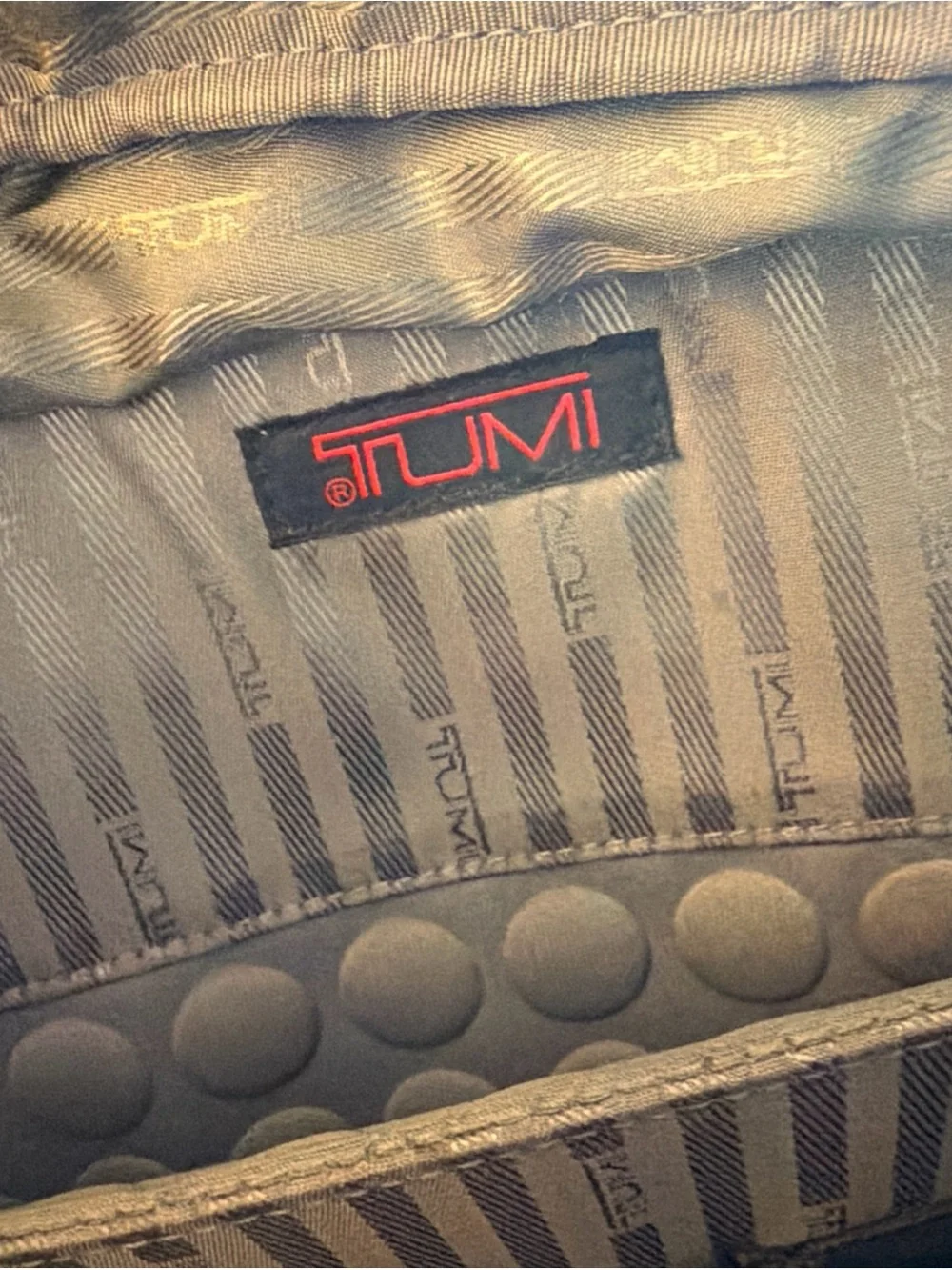 TUMI Black Leather Messanger Computer Laptop Brief Expandable Bag 96021D4